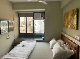 1 Bedroom Studio Apartment- Close to BKC
