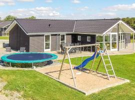 Awesome Home In Haderslev With Wifi, hotel di Kelstrup