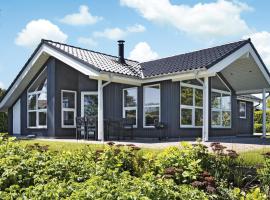 Awesome Home In Augustenborg With 3 Bedrooms And Sauna、Asserballeskovの別荘