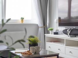 Cozy Apartment with panoramic view, хотел в Аникщяй