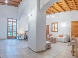 Luxury Maisonette Danai next to the sea