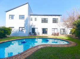 The Baobab, holiday rental in Northriding