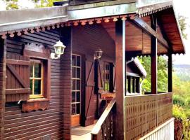 Le chalet du lac de chaumeçon au coeur du morvan, hotel em Saint-Martin-du-Puy