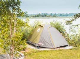 The Wilderness Campsite, hotel i Vikārābād