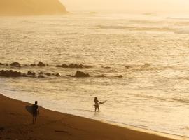 Aparra Surfcamp Capbreton，卡布勒通的露營地