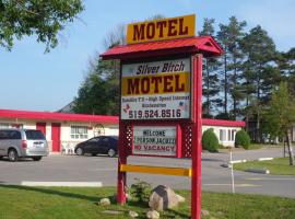 The Silver Birch Motel, hotel barato en Goderich