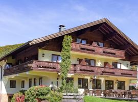 DEVA Hotel-Restaurant Fischerwirt inklusive Chiemgau Card, ξενοδοχείο σε Ruhpolding