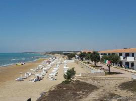 Kamarina Resort, serviced apartment in Ragusa