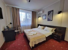 Fine Ap4youIF, hotel with parking in Ivano-Frankivsk