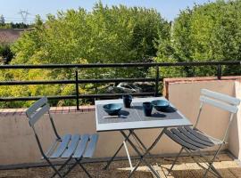 Studio Cosy Elancourt, Les terrasses d'Héricé、エランクールの格安ホテル