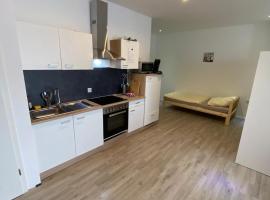Sali-Homes Kleve: Komfortable 4-Betten-Monteurunterkunft – Praktisch & Modern, apartamento en Kleve