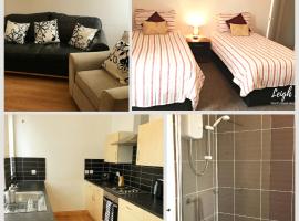 Leigh Accommodation, holiday home in Leigh