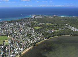 Canton Beach Holiday Park, hotel in Toukley