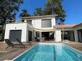 Villa confort piscine chauffée*/10KM CONTIS Plage