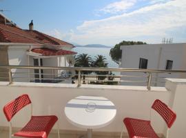 Elena Hotel, Cama e café (B&B) em Saranda