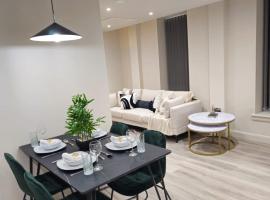 Luxury Serviced Penthouse - City Centre - En Suite Bedrooms - Free Netflix, alojamiento con cocina en Leeds
