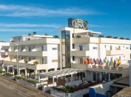 Hotel Luna Lido、トッレ・サン・ジョヴァンニ・ウジェントのホテル