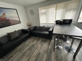 1st Floor family apartment Hillview, hotelli kohteessa Brean