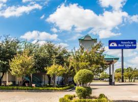 Americas Best Value Inn Fort Worth, hotel mesra haiwan peliharaan di Fort Worth