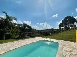 Casa de campo com piscina