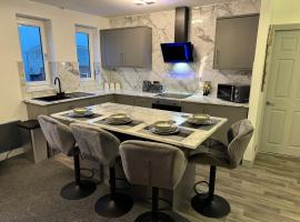 2 Bedroom Lavish Apartment Prince Street Bridlington Sleeps 5 Netflix HARBOUR LOCATION, hotel i Bridlington