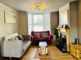 Bodhi Tree Cottage - Grove Road Cottages