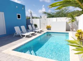 Apricity Suites Aruba, hotel en Noord