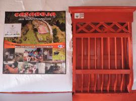 Casa Roja Parche Campestre - Hospedaje Guatapé、グアタペのホテル