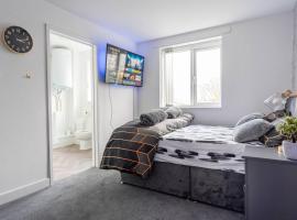 1 Bedroom Apartment - Netflix - Close To City Centre And NEC, apartment in Birmingham