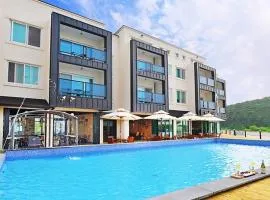 Glories Pension