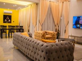 Sleek Luxury Homes, отель в городе Кумаси