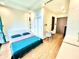 Vinhomes Green Bay Luxury Apartment, hôtel à Hanoï
