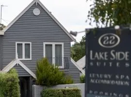 Lakeside Suite 1 - Lake View & Spa Bath