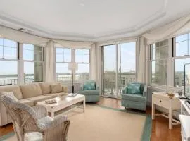 Residence 703 At The Grand