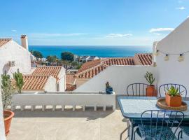 Newly renovated apartment in Nerja with huge pool, hotel s parkovaním v destinácii Nerja