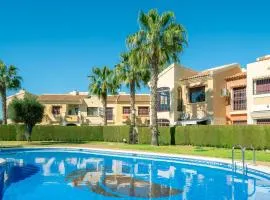 Club Salino Hideaway-Your Peaceful Retreat with Pool in Torrevieja