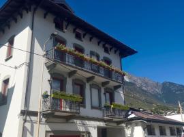 Liberty House, apartment in Châtillon