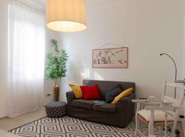 ROSSENA HOME tranquillo appartamento, con giardino, vicino al centro ed all'Ospedale Santa Maria Nuova SMN, apartment in Reggio Emilia