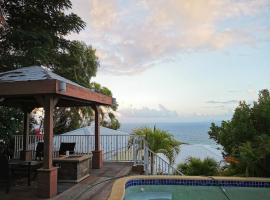 Studio with privacy & wonderful view, hotel with parking in Dawn Beach