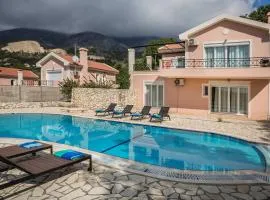 Delightful Kefalonia Villa 3 Bedrooms Villa Mare Blue Private Pool Close To Amenities Trapezaki