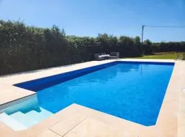 The Penthouse - 1 Bedroom Apartment - Ocean Breeze