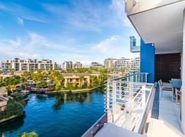 Mountain Marina Luxury Apartments