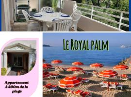 Royal Palm Juan les pins -Appartement 53M2 avec terrasse ensolleillée 5e dernier étage 200m de la plage, vakantiewoning aan het strand in Juan-les-Pins