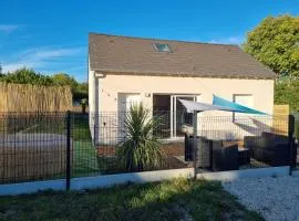 Jolie Maison récente, au calme avec jardin et parking gratuit