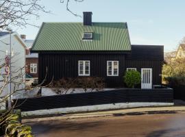 Charming Retreat in the Heart of Tórshavn, hotel di Torshavn