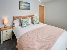 Host & Stay - Station View