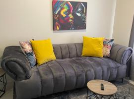 Lovely Cozy Apartment, hotel near Gautrain Midrand Station, Midrand