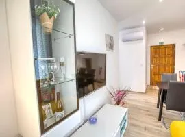 Central position apartment Theater