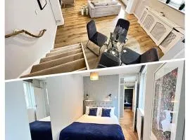 Kensington 2 BEDROOM HOUSE-BIG living area and kitchen-Harrods-National History Museum-Hyde Park-Near 2 underground lines
