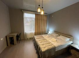 Hotel Lumi, hotell i Zugdidi